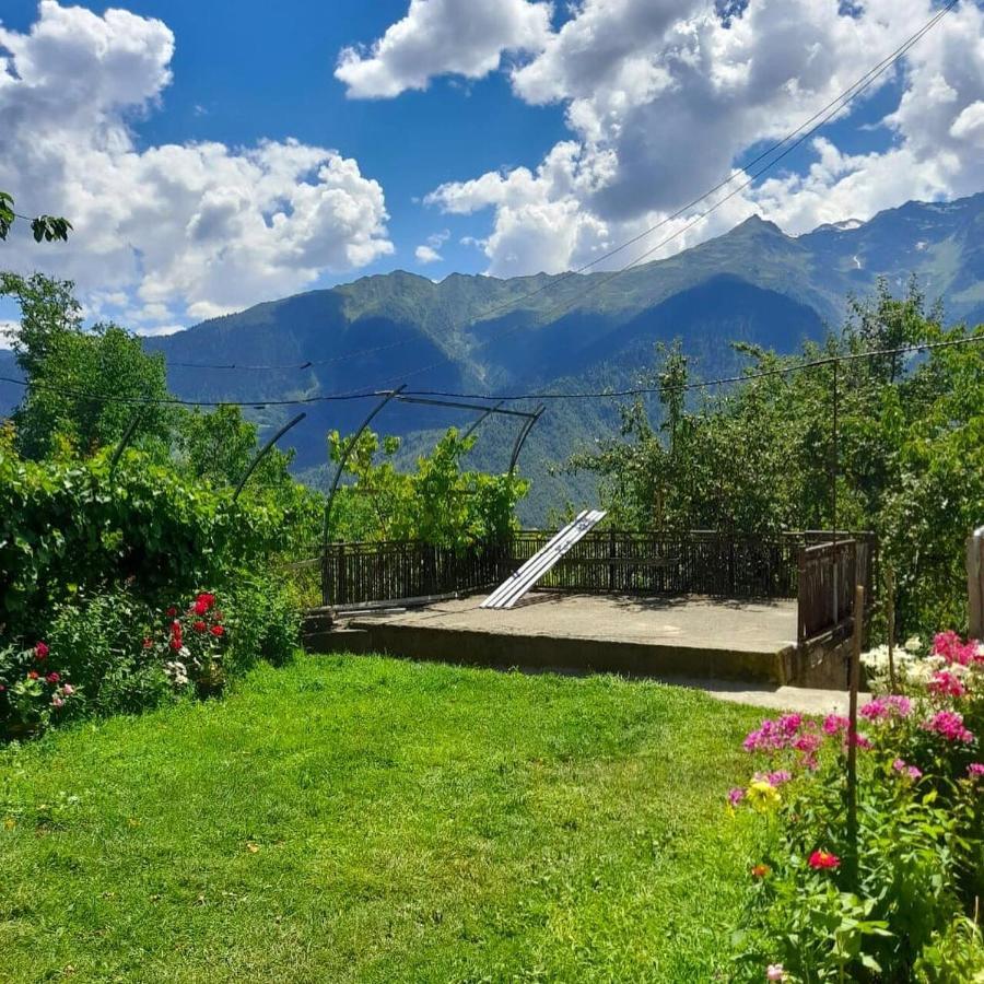 Guest House Lankhvri Becho Buitenkant foto